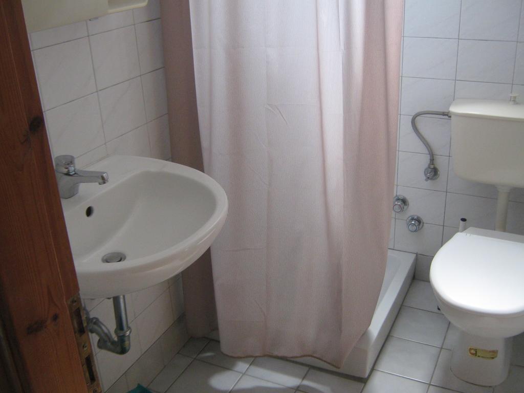 Friderica House Hotel Pórosz Szoba fotó