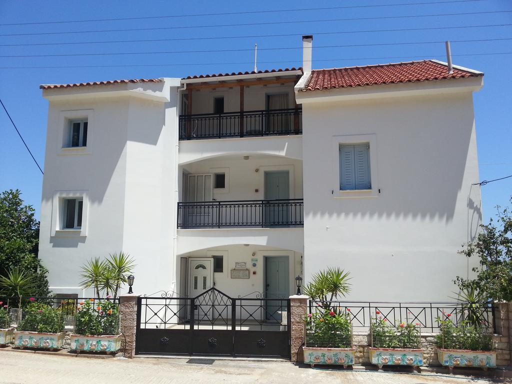 Friderica House Hotel Pórosz Kültér fotó